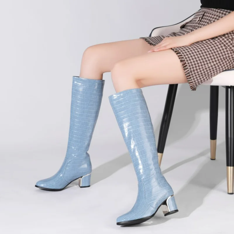 Ochanmeb Size 32 33-43 Women's Crocodile Kneehighs Boots Woman Wide Calf Slip ons Snake Print Long Boots Female High Heels Shoes
Ochanmeb Size 32 33-43 Women's Crocodile Kneehighs Boots Woman Wide Calf Slip ons Snake Print Long Boots Female High Heels Shoes