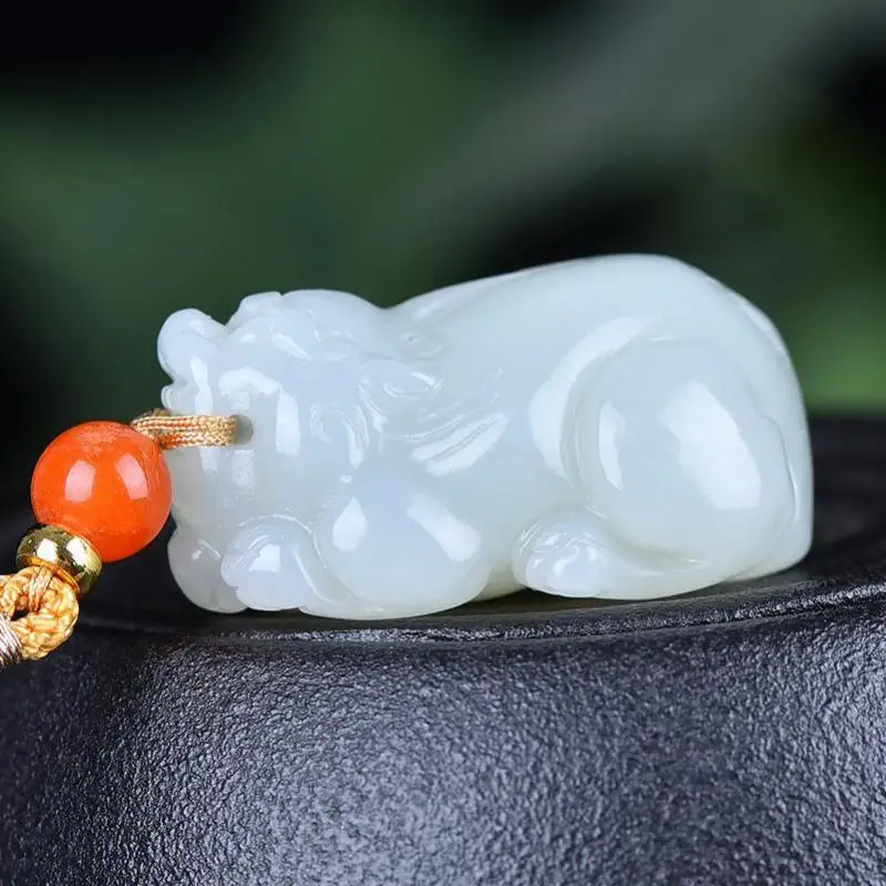Natural White Jade Lucky Pixian Pendant Necklace Men Women Hetian Jades Nephrite Brave Troops Feng Shui Charms Sweater Chain
Natural White Jade Lucky Pixian Pendant Necklace Men Women Hetian Jades Nephrite Brave Troops Feng Shui Charms Sweater Chain