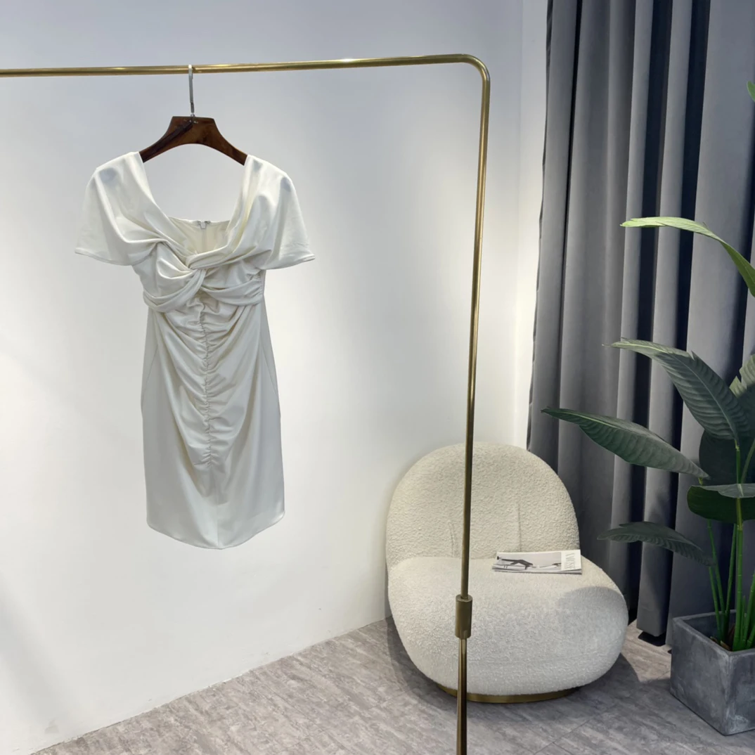 Lady Sexy Clothing 2022 Summer New Arrived Top Quality Off The Shoulder Solid White Cross Knot Dress
Lady Sexy Clothing 2022 Summer New Arrived Top Quality Off The Shoulder Solid White Cross Knot Dress