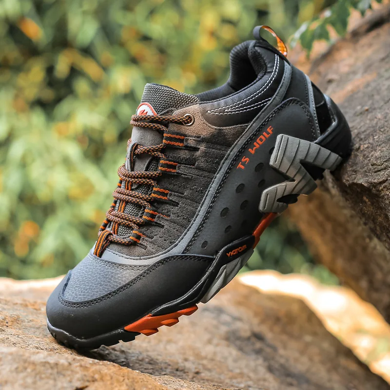 Spring and autumn mountaineering shoes Men's leather outdoor sports shoes Men's hiking shoes Breathable travel shoes Women
Spring and autumn mountaineering shoes Men's leather outdoor sports shoes Men's hiking shoes Breathable travel shoes Women