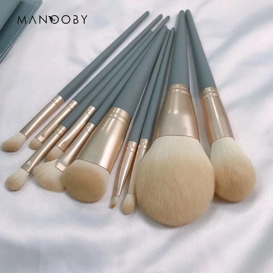10Pcs Makeup Brushes Set Blue Professional Soft Rich hair Eyeshadow Eyebrow Brush Beauty Cosmetics Concealer Makeup Brushes Tool
10Pcs Makeup Brushes Set Blue Professional Soft Rich hair Eyeshadow Eyebrow Brush Beauty Cosmetics Concealer Makeup Brushes Tool