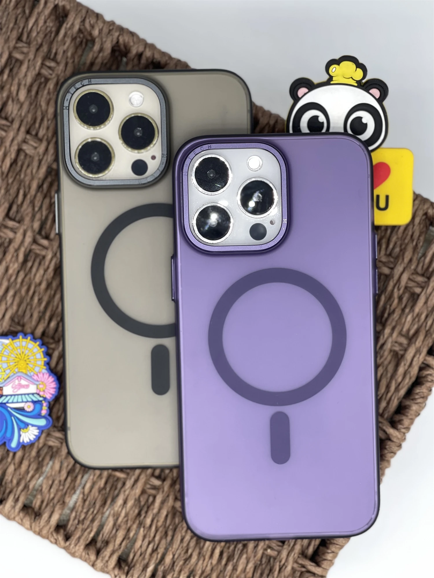 Wireless Charging Magnetic Case for iPhone 14 13 12 11 Pro Max Magsafe Matte No Fingerprint Cushion Shockproof Phone Case
Wireless Charging Magnetic Case for iPhone 14 13 12 11 Pro Max Magsafe Matte No Fingerprint Cushion Shockproof Phone Case