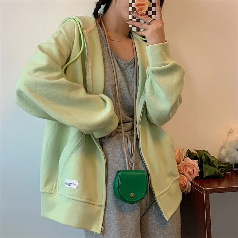 autumn Hoodies Women solid oversized coats Lazy Zipper Sportswear Hoodies Female thin Sweatshirt Hooded cardigan jacket Clothing
autumn Hoodies Women solid oversized coats Lazy Zipper Sportswear Hoodies Female thin Sweatshirt Hooded cardigan jacket Clothing