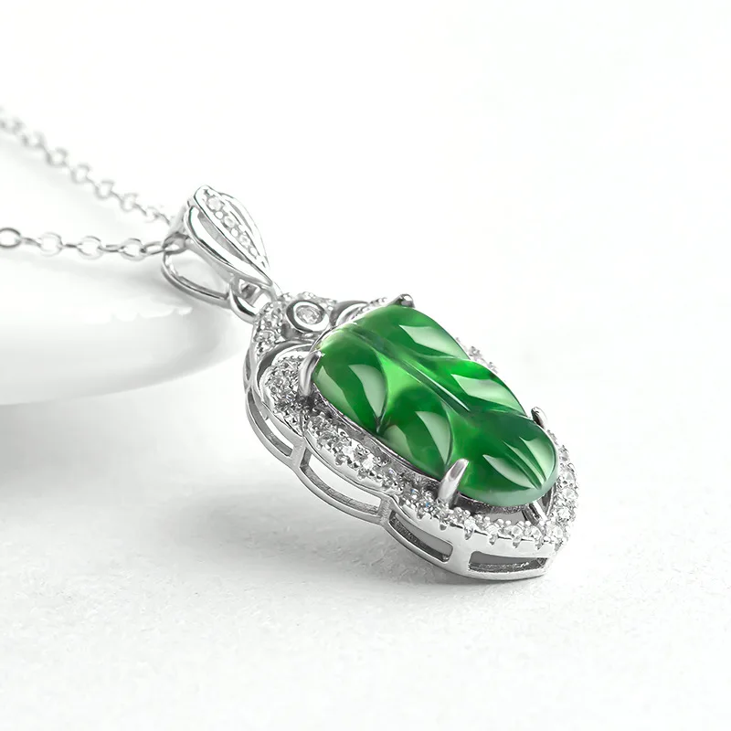 Burmese Jade Leaf Pendant Natural Men Talismans Accessories Gemstones Green Necklace Gift Jadeite Jewelry Real 925 Silver
Burmese Jade Leaf Pendant Natural Men Talismans Accessories Gemstones Green Necklace Gift Jadeite Jewelry Real 925 Silver