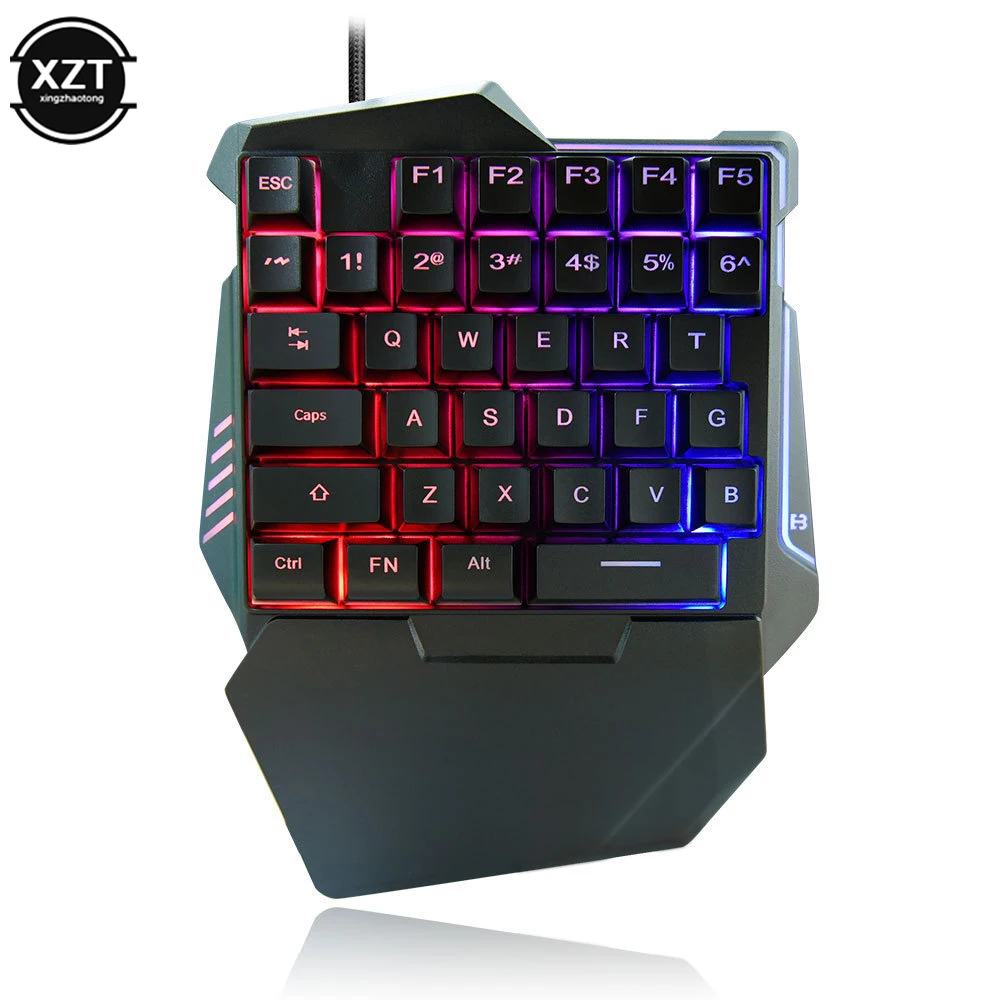 For G7 Wired Gaming Keyboard with LED Backlight 35 Key sade Wide Hand Rest One-handed Membrane RGB gaming Keypad for LOL/PUBG/CF 
For G7 Wired Gaming Keyboard with LED Backlight 35 Key sade Wide Hand Rest One-handed Membrane RGB gaming Keypad for LOL/PUBG/CF