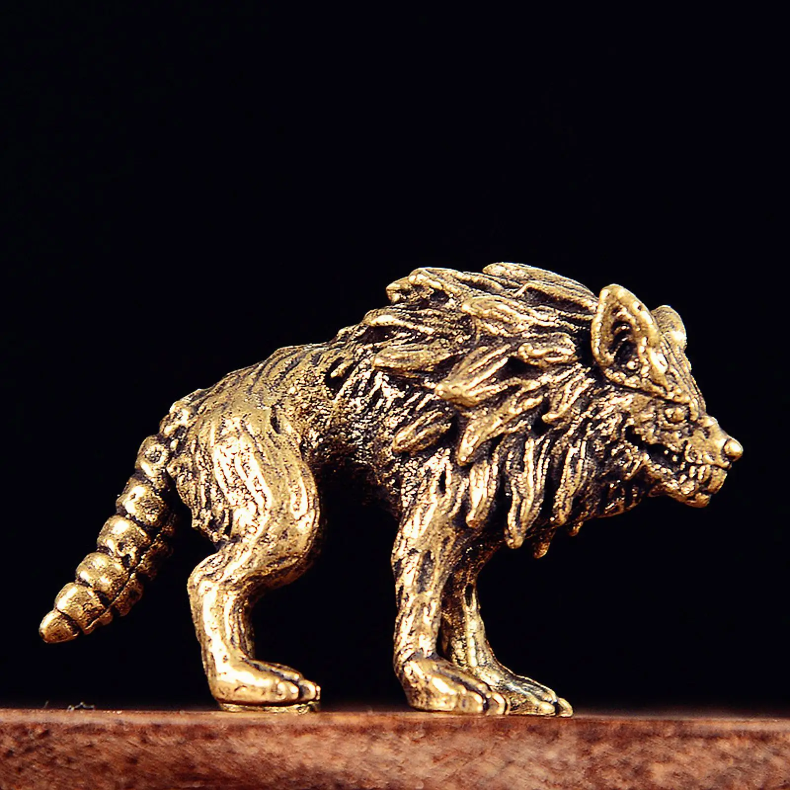 Латунная статуэтка волка MagiDeal
Латунная статуэтка волка MagiDeal