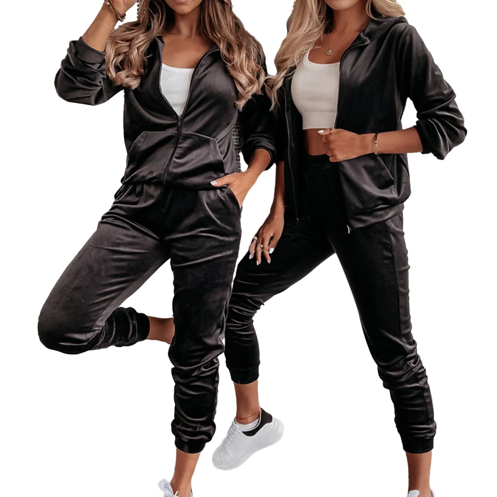 Autumn Winter Women's Velour Tracksuit 2 Piece Sets Woman Pocket Hooded Solid Thick Sweatshirt And Elastic Trouser Female Suits
Autumn Winter Women's Velour Tracksuit 2 Piece Sets Woman Pocket Hooded Solid Thick Sweatshirt And Elastic Trouser Female Suits