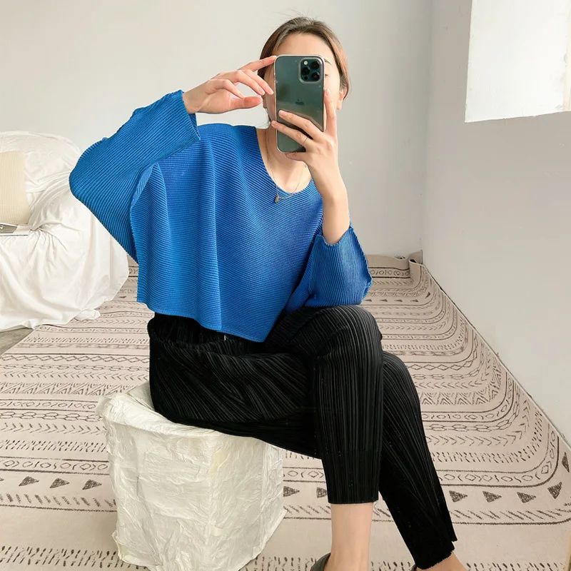 Women's new style bat sleeve short blouse for spring 2022 Miyak fold Fashion loose large size solid color long-sleeved T-shirt
Women's new style bat sleeve short blouse for spring 2022 Miyak fold Fashion loose large size solid color long-sleeved T-shirt