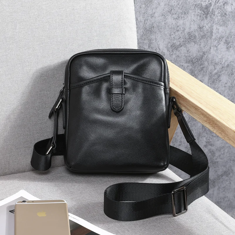 High Quality Fashionable New Men's Bag Shoulder Bag Leather Messenger Bag Men's Summer Casual Large-Capacity Cowhide Backpack
High Quality Fashionable New Men's Bag Shoulder Bag Leather Messenger Bag Men's Summer Casual Large-Capacity Cowhide Backpack