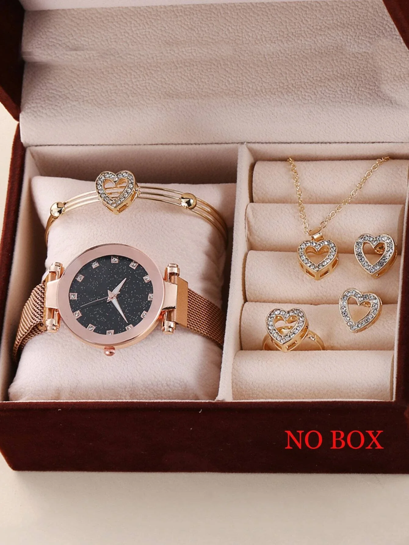 1 шт. стразы декоративные круглые часы и 5 шт. ювелирных изделий 
1 шт. стразы декоративные круглые часы и 5 шт. ювелирных изделий