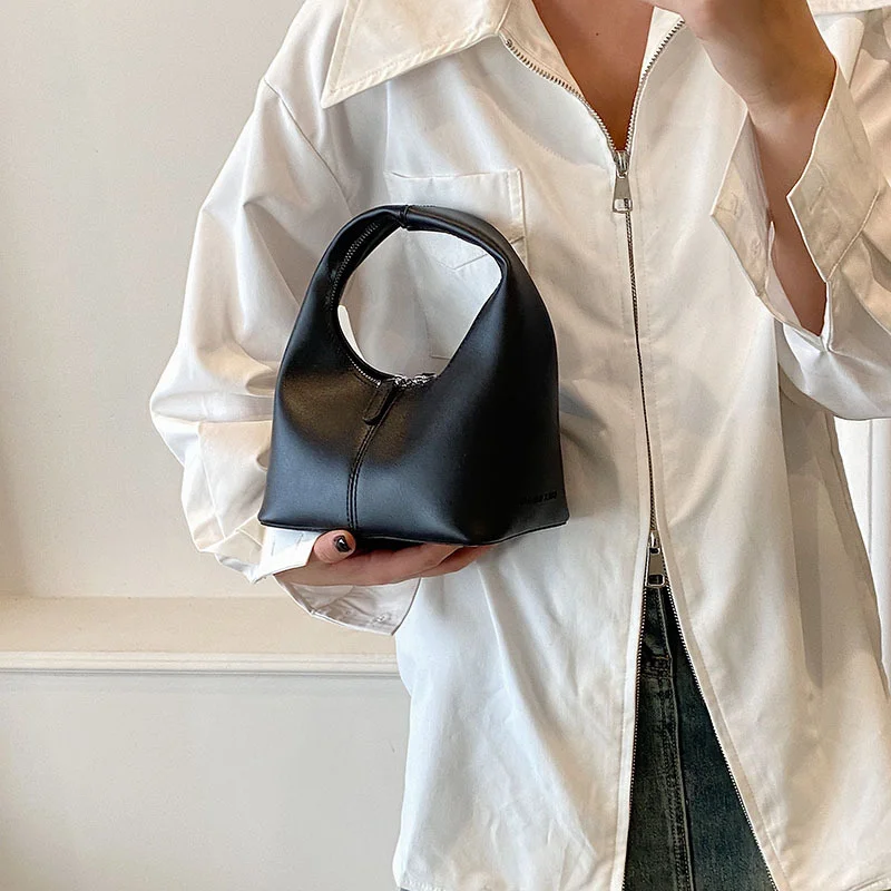 Mini Tote Pu Leather Women Luxury Designer Handbag Purses 2023 Fashion Vintage Zipper Hobos Shoulder Bags Simple Women's Bag
Mini Tote Pu Leather Women Luxury Designer Handbag Purses 2023 Fashion Vintage Zipper Hobos Shoulder Bags Simple Women's Bag