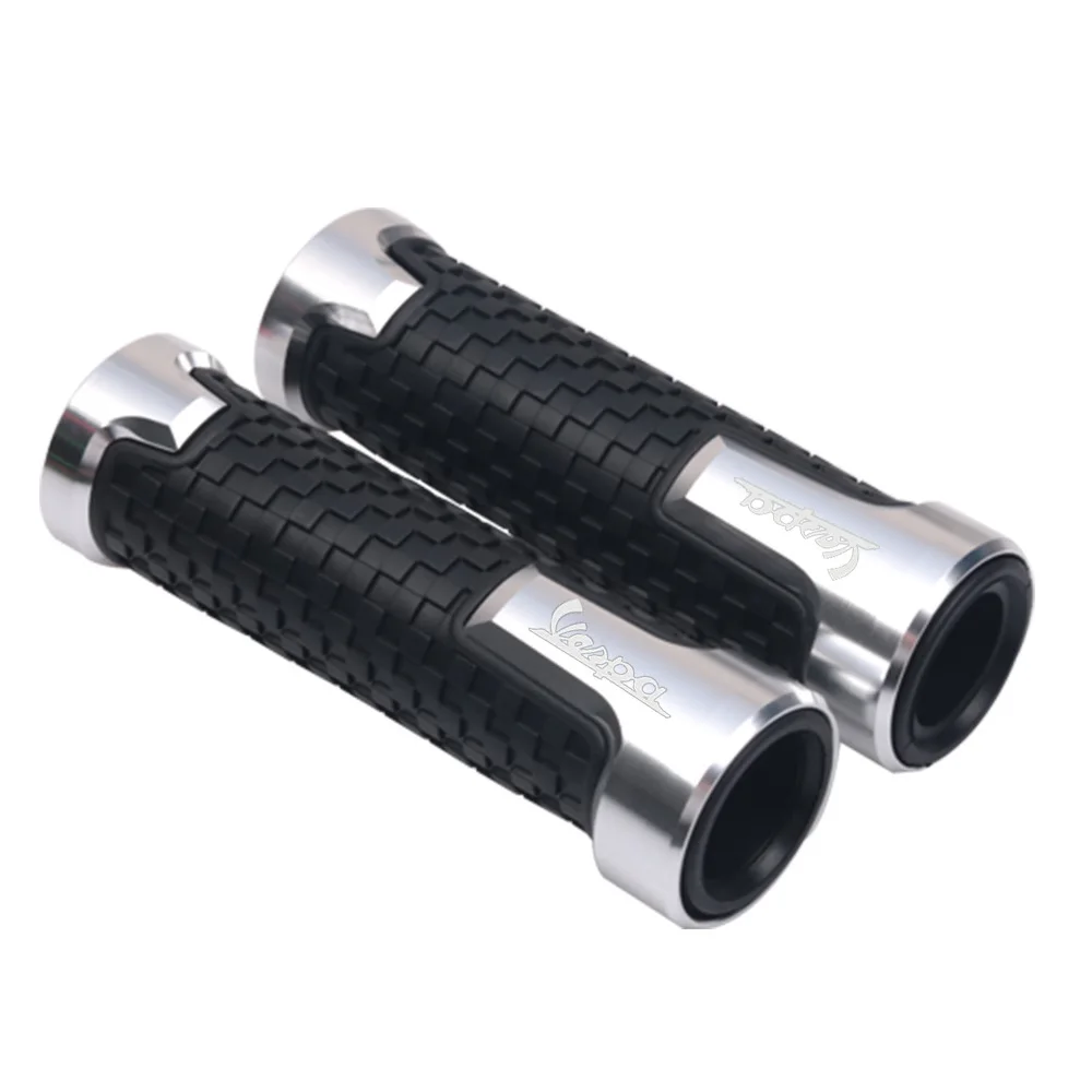 Motorcycle handlebar grips CNC Product For Piaggio Vespa GTS LX LXV Sprint Primavera 50 125 250 300 GTS 300ie S 50 Handle Grips
Motorcycle handlebar grips CNC Product For Piaggio Vespa GTS LX LXV Sprint Primavera 50 125 250 300 GTS 300ie S 50 Handle Grips
