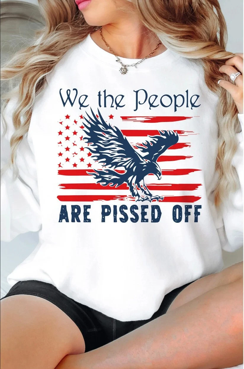 Женская футболка с надписью We The People Are Mad Off со слоганом женская винтажным