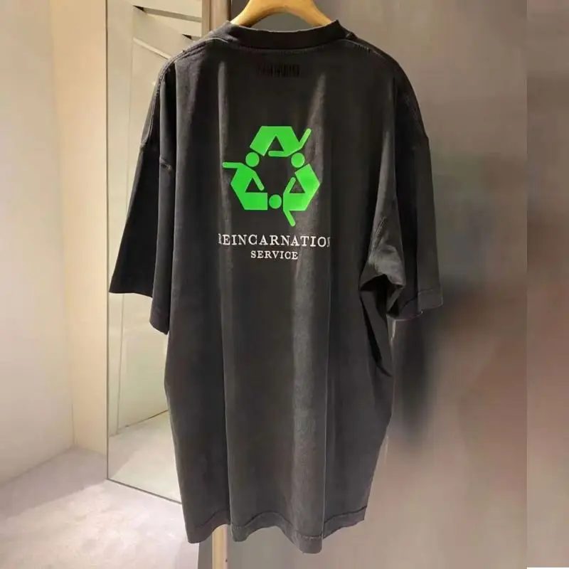Stock VETEMENTS Tshirts Washed Gradient Dye Embroidered Letter VTM Short Sleeve T-shirt for Men Women
Stock VETEMENTS Tshirts Washed Gradient Dye Embroidered Letter VTM Short Sleeve T-shirt for Men Women