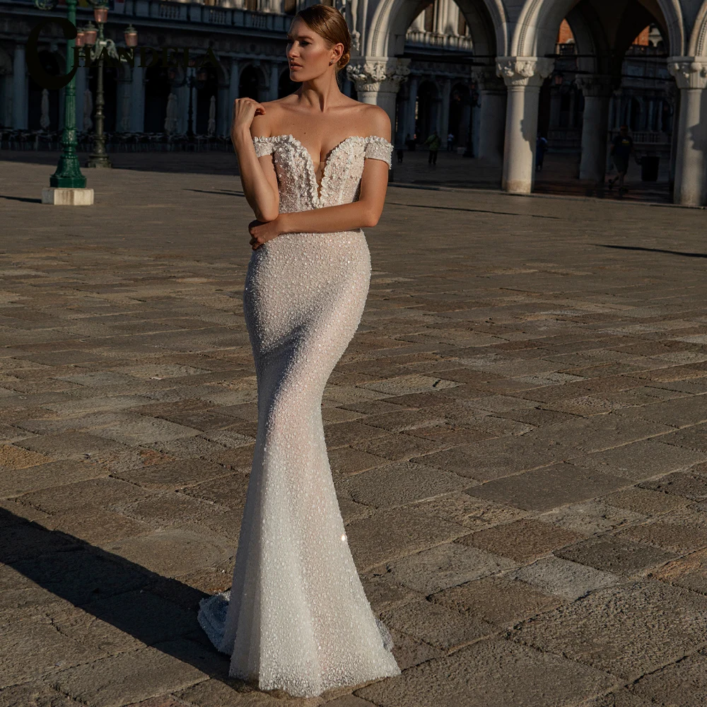 CHANDELA Glitter Charming Wedding Dresses Off the Shoulder Scoop Mermaid Bridal Gown Vestidos De Novia Personalised For Women 
CHANDELA Glitter Charming Wedding Dresses Off the Shoulder Scoop Mermaid Bridal Gown Vestidos De Novia Personalised For Women