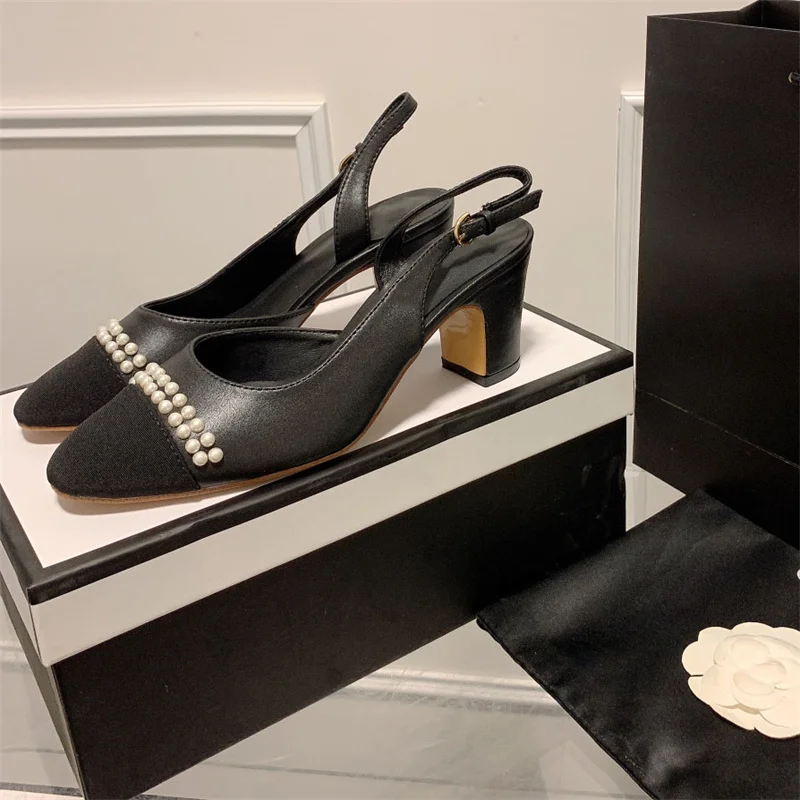 

Элегантные женские модные черные туфли-лодочки на высоком каблуке с круглым носком женские офисные сандалии с украшением из искусственного жемчуга Роскошная Летняя обувь