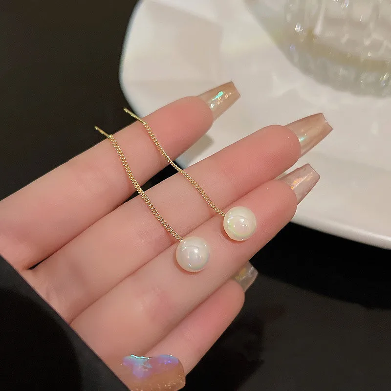 New Fashion Trend Simple Elegant Exquisite Long Pearl Anti-Lost Ear Wire Female Senior Jewelry Birthday Party Gift Wholesale
New Fashion Trend Simple Elegant Exquisite Long Pearl Anti-Lost Ear Wire Female Senior Jewelry Birthday Party Gift Wholesale