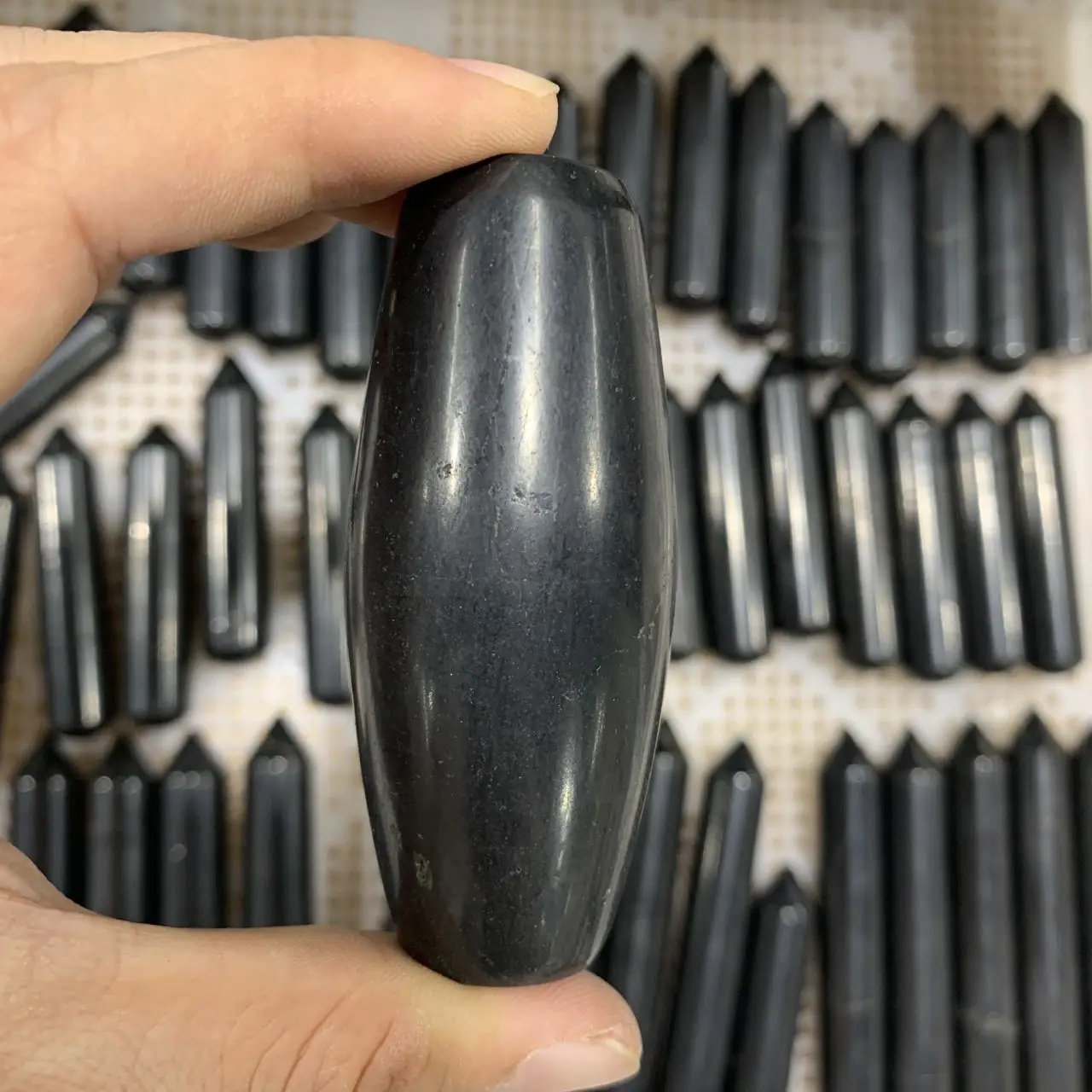 Natural Shungite barrel shaped Schungite tubbish beads Reiki Healing Energy Stone
Natural Shungite barrel shaped Schungite tubbish beads Reiki Healing Energy Stone