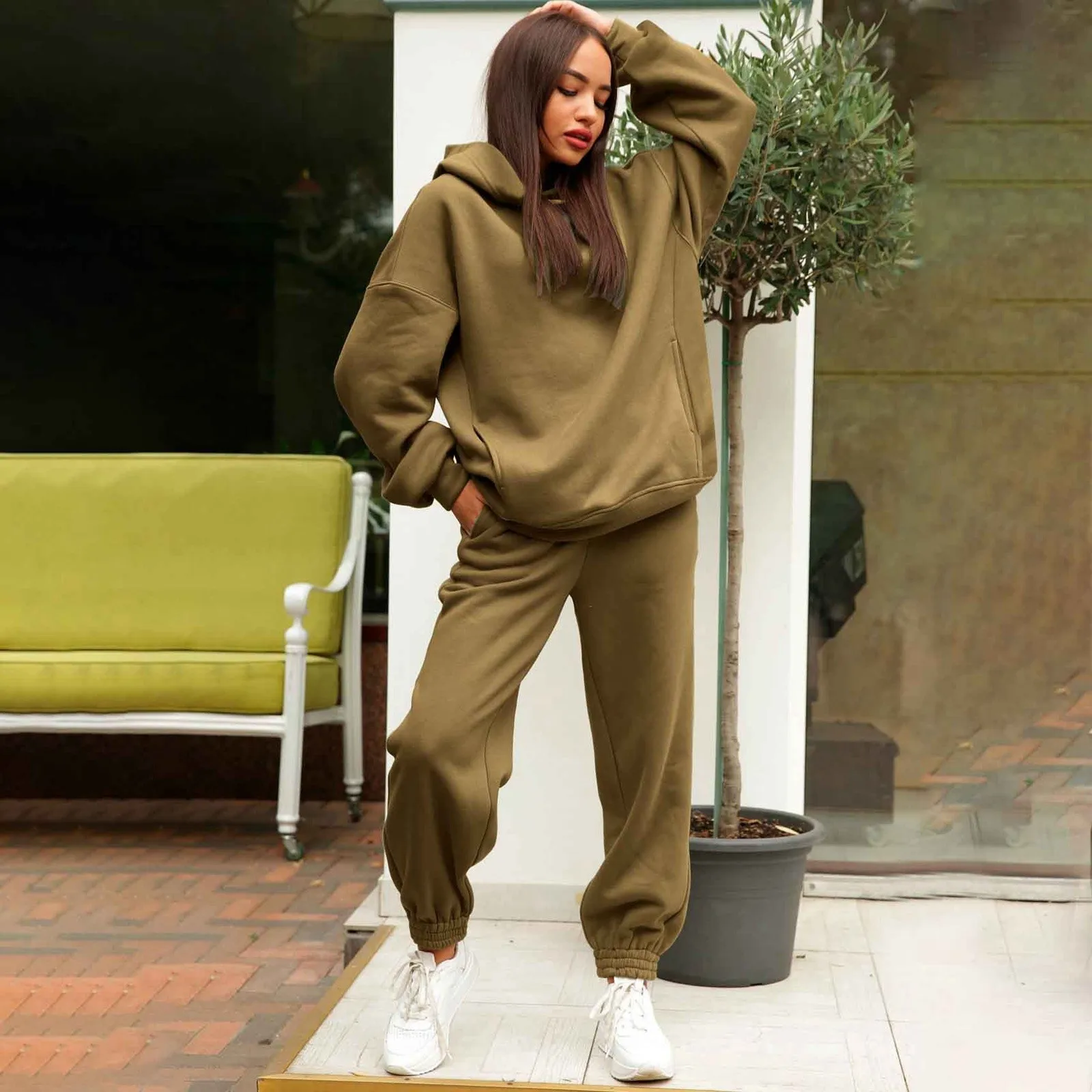 Women's Tracksuit Suit Winter Fashion Warm Hoodie Sweatshirts Two Pieces Oversized Solid Casual Hoody Pullovers Long Pant Sets
Women's Tracksuit Suit Winter Fashion Warm Hoodie Sweatshirts Two Pieces Oversized Solid Casual Hoody Pullovers Long Pant Sets