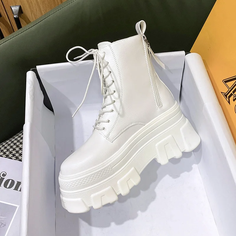 2022 Boots Women's British Style Round Toe Lace-up Mid-tube Fashion Personality Mid-heel Motorcycle Boots Women's Short Boots
2022 Boots Women's British Style Round Toe Lace-up Mid-tube Fashion Personality Mid-heel Motorcycle Boots Women's Short Boots