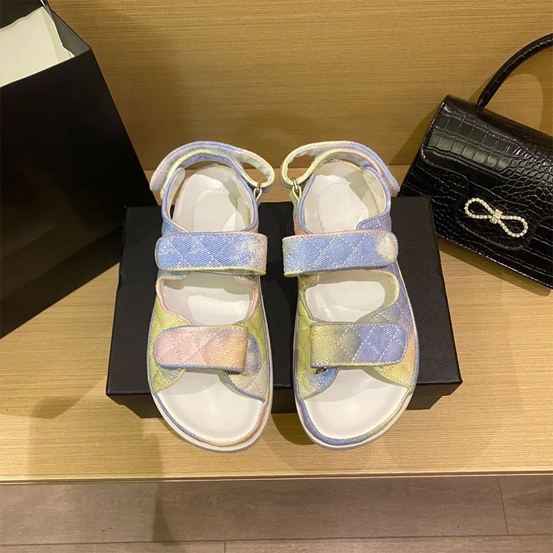 2023 Ladies Sandals Female Flat Shoes Luxury Brand Designer Leather Buckle Colorful Casual Comfortable Women Slippers Waterproof
2023 Ladies Sandals Female Flat Shoes Luxury Brand Designer Leather Buckle Colorful Casual Comfortable Women Slippers Waterproof