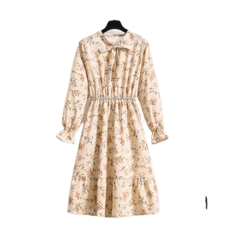 Autumn Women's Dresses Ruched Floral Print Boho Holiday Elegant long sleeves Lantern Long Tie up Dress Female Long Skirt
Autumn Women's Dresses Ruched Floral Print Boho Holiday Elegant long sleeves Lantern Long Tie up Dress Female Long Skirt
