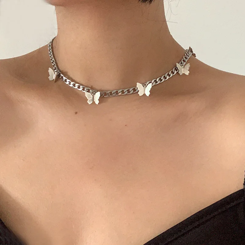 New Hip Hop Silver Color Cuban chain Chokers Necklace For Women 2022 Punk Butterfly Pendant Necklace Clavicle Chain Jewelry Gift
New Hip Hop Silver Color Cuban chain Chokers Necklace For Women 2022 Punk Butterfly Pendant Necklace Clavicle Chain Jewelry Gift