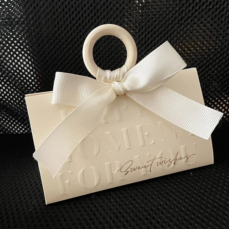 20PCS Creative Triangle Gift Bag Sweet Ribbon Wooden Ring Candy Box for Wedding Birthday Party Present Packaging Gift Boxes
20PCS Creative Triangle Gift Bag Sweet Ribbon Wooden Ring Candy Box for Wedding Birthday Party Present Packaging Gift Boxes