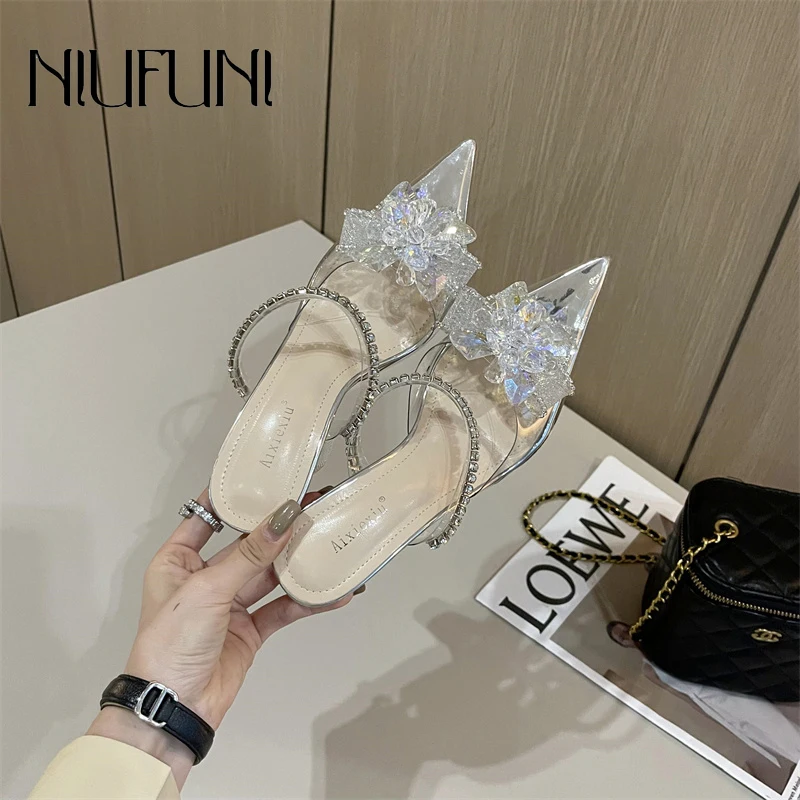 Solid Color Pointed Rhinestone Strap Crystal Flower Transparent Women Slippers Sandal Hollow Silver Elegant Wedding Shoes Ladies
Solid Color Pointed Rhinestone Strap Crystal Flower Transparent Women Slippers Sandal Hollow Silver Elegant Wedding Shoes Ladies