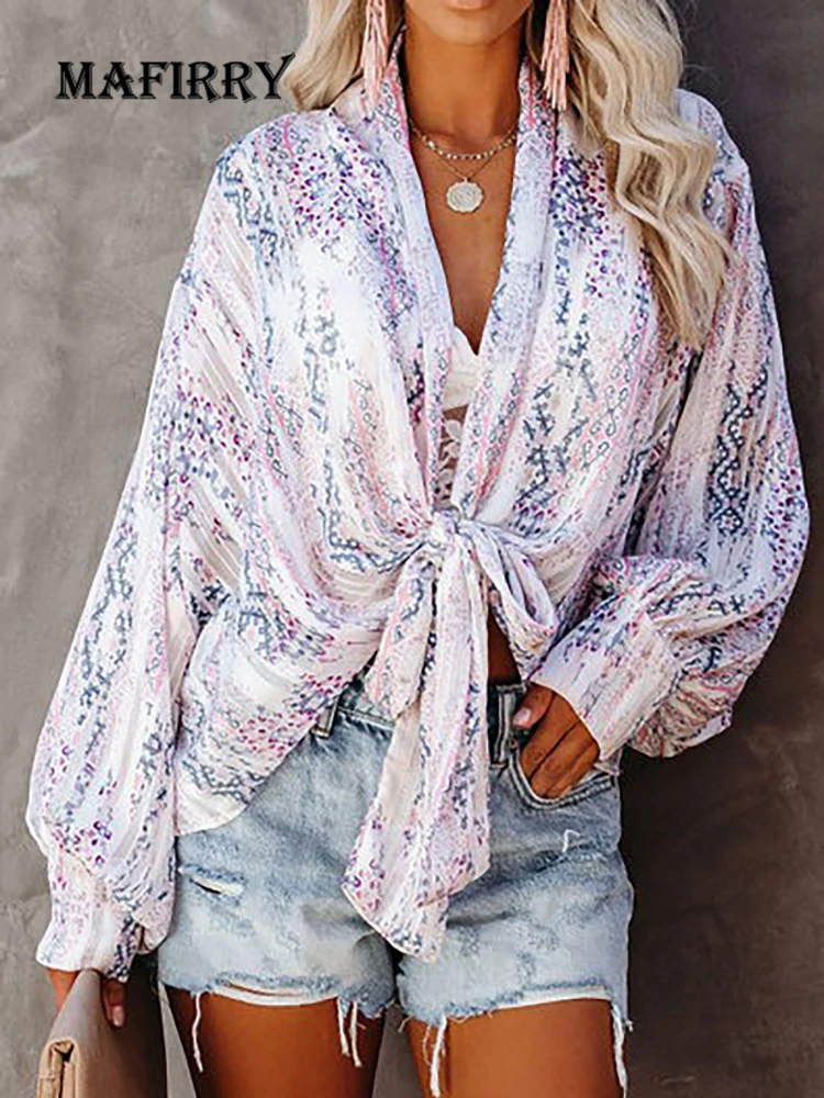 Summer Women Thin Loungewear Cardigan Shirts Patchwork Lace-Up Printing Long Sleeve Ladies Blouse Sweatshirts Streetwear Blusas
Summer Women Thin Loungewear Cardigan Shirts Patchwork Lace-Up Printing Long Sleeve Ladies Blouse Sweatshirts Streetwear Blusas