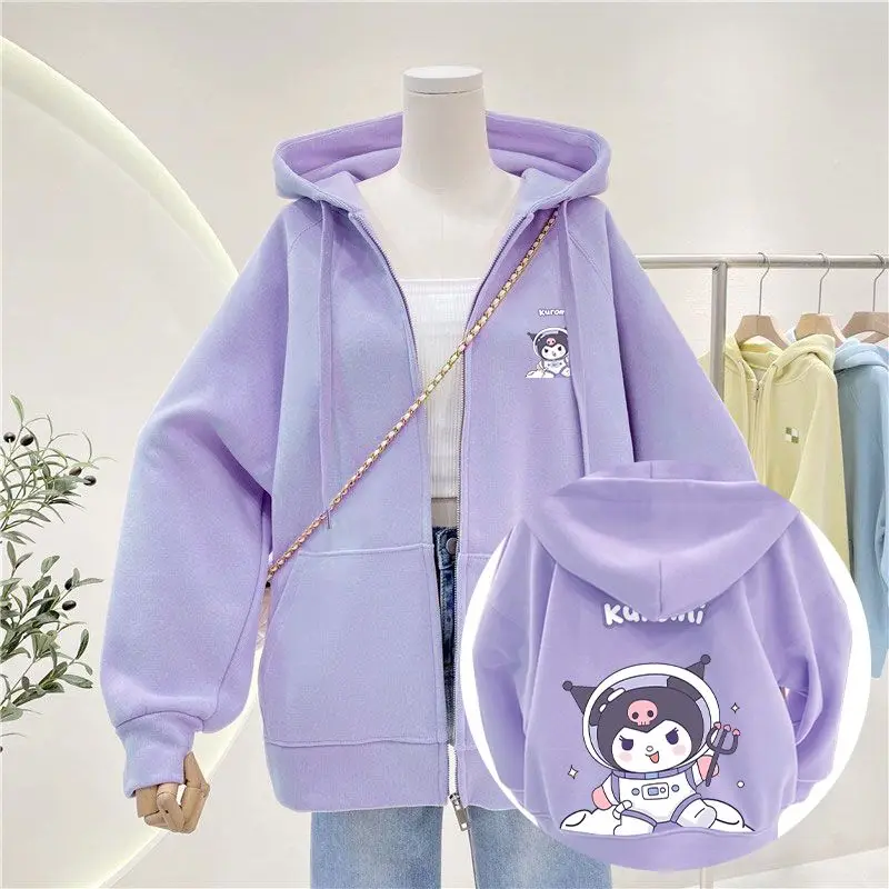 Sanrios мультфильм кардиган куртка весна и осень 2023 Новинка бейсбольная Униформа с сердечками в западном стиле Маленькая девочка одежда Kuromi 
Sanrios мультфильм кардиган куртка весна и осень 2023 Новинка бейсбольная Униформа с сердечками в западном стиле Маленькая девочка одежда Kuromi
