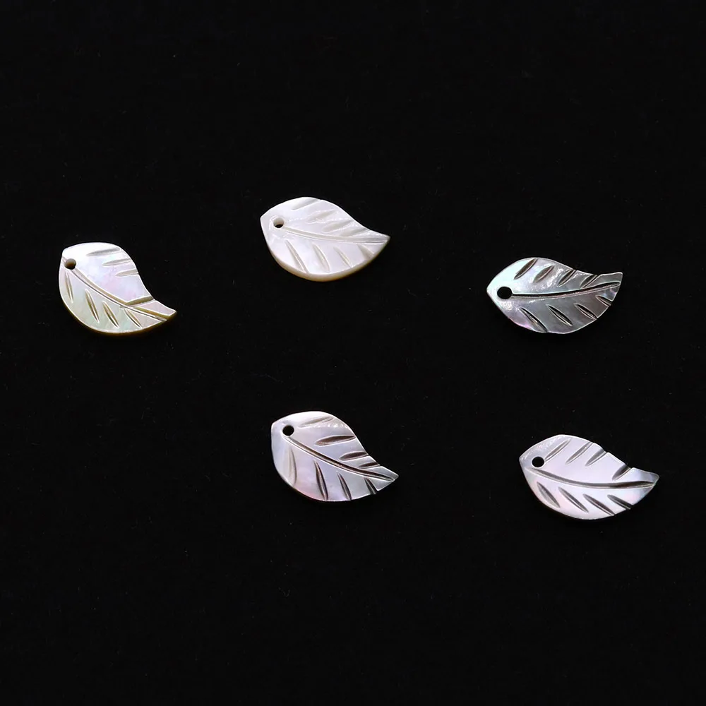 Leaf-shaped Natural Black Mother-of-pearl Shell Carving Pendant Making Earrings Necklace Accessories Creating Attractive Women
Leaf-shaped Natural Black Mother-of-pearl Shell Carving Pendant Making Earrings Necklace Accessories Creating Attractive Women