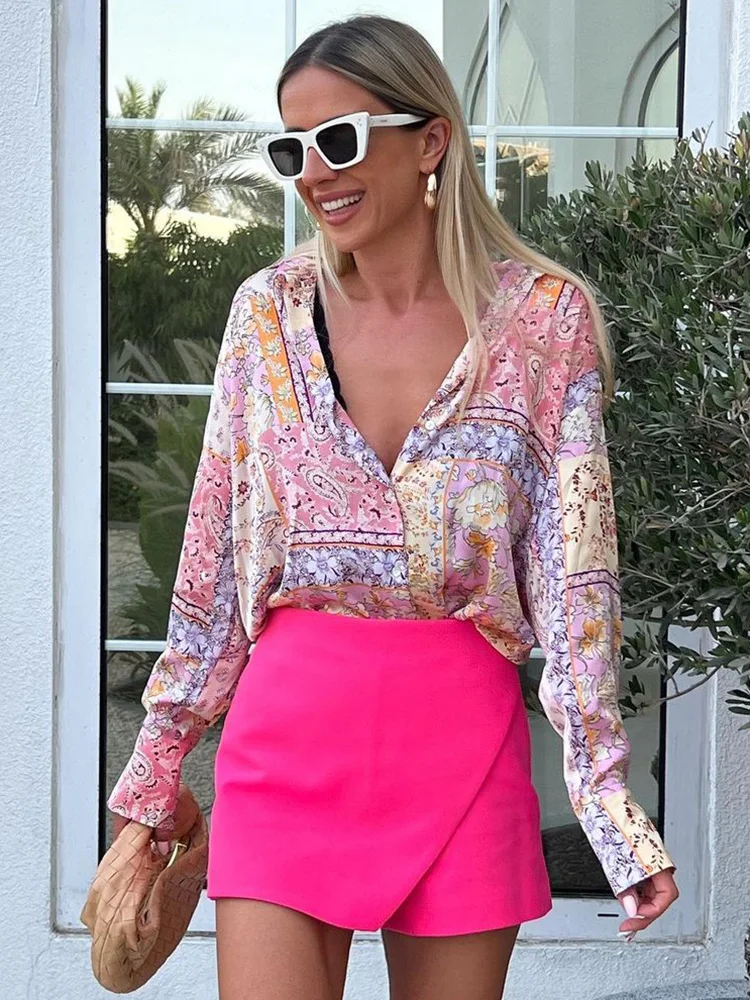 Shirts For Women Fashion 2022 V Neck Collared Vintage Floral And Paisley Print Shirt Ladies Elegant Long Sleeve Loose Shirt Tops
Shirts For Women Fashion 2022 V Neck Collared Vintage Floral And Paisley Print Shirt Ladies Elegant Long Sleeve Loose Shirt Tops