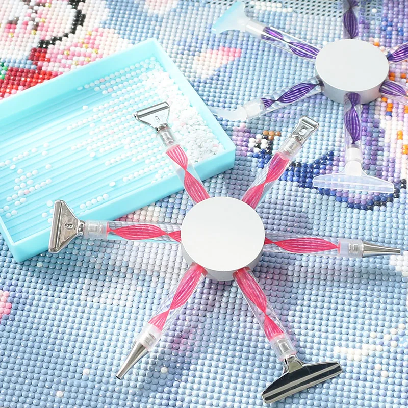 NEW 6 Heads Multi-link Point Drill Pen Resin Diamond Painting Pen Alloy/Plastic Pen Heads DIY Diamond Embroidery Crafts Tool
NEW 6 Heads Multi-link Point Drill Pen Resin Diamond Painting Pen Alloy/Plastic Pen Heads DIY Diamond Embroidery Crafts Tool