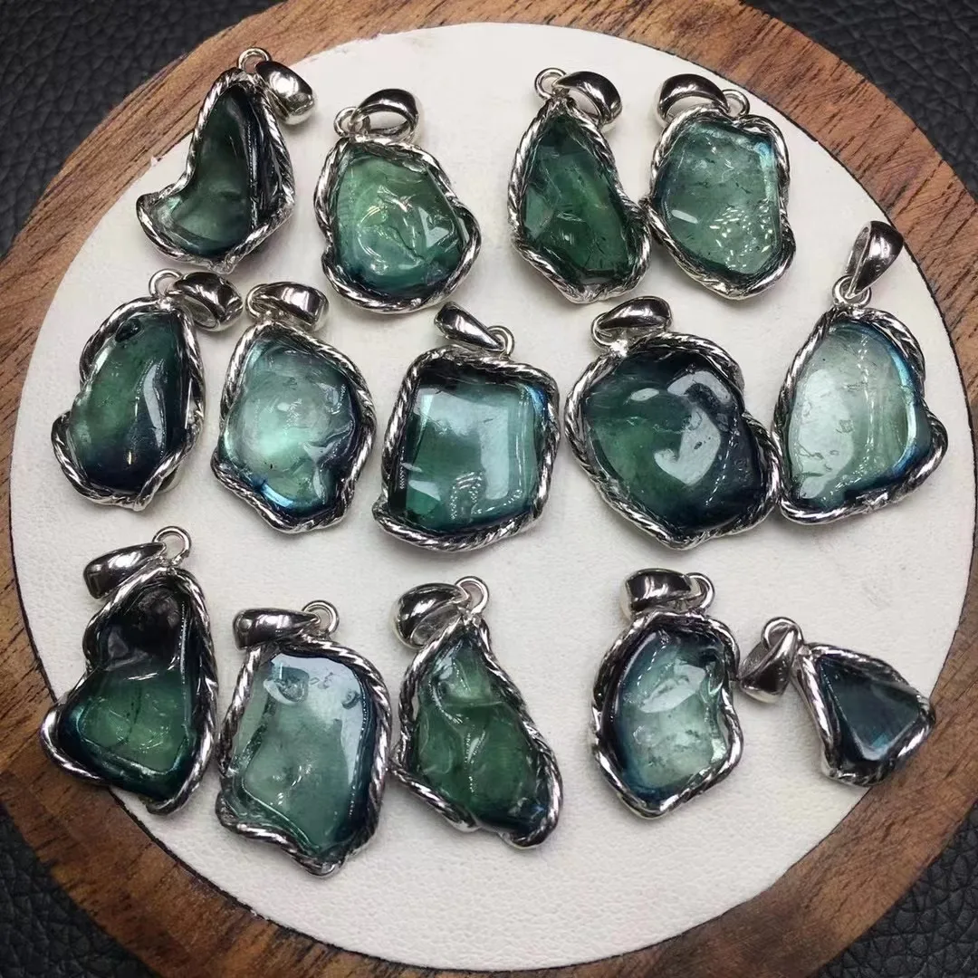 925 Silver With High QUality Natural Blue Tourmaline Crystal Healing Free Form Gemstone Pendant Special Jewelry For Gift
925 Silver With High QUality Natural Blue Tourmaline Crystal Healing Free Form Gemstone Pendant Special Jewelry For Gift