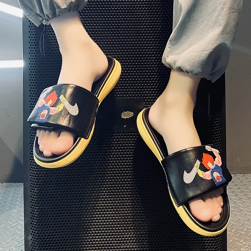 Couples Flat Bottom Sandals Men's Tide Seaside Vacation Beach Slippers Summer Wear The New National Tide Outdoor Flip Flops
Couples Flat Bottom Sandals Men's Tide Seaside Vacation Beach Slippers Summer Wear The New National Tide Outdoor Flip Flops