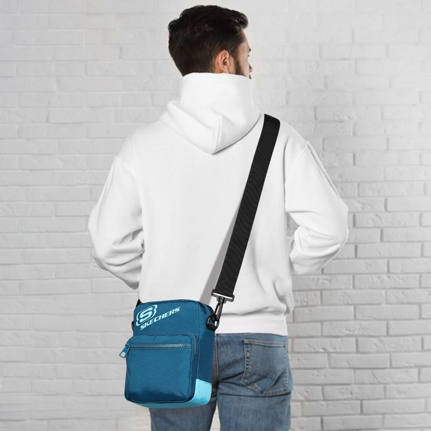 SKECHERS Messenger Bag, Casual Shoulder Purse Casual Sling Pack for Work Outdoor Crossbody Purse Wallet Bag for Men & Women
SKECHERS Messenger Bag, Casual Shoulder Purse Casual Sling Pack for Work Outdoor Crossbody Purse Wallet Bag for Men & Women