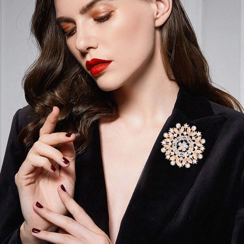 Fashion Jewelry Gift Alloy Rhinestone Flower Brooch Wedding Garment Pin Bridal Bouquet Crystal Brooches For Women
Fashion Jewelry Gift Alloy Rhinestone Flower Brooch Wedding Garment Pin Bridal Bouquet Crystal Brooches For Women