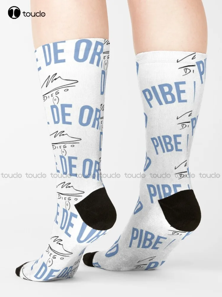 Носки Pibe De Oro, Диего Марадона, надпись Maradona, синие носки, милый узор, забавный осень, лучший мультяшный цифровой принт на 360 °
Носки Pibe De Oro, Диего Марадона, надпись Maradona, синие носки, милый узор, забавный осень, лучший мультяшный цифровой принт на 360 °