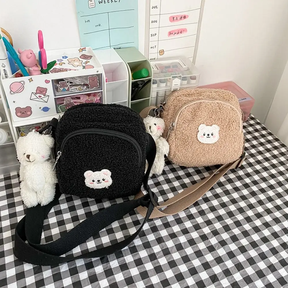 Bear Print Plush Crossbody Bags All-match Cute Small Bags Korean Style Handbags Small Plush Shoulder Bag Women Handbags
Bear Print Plush Crossbody Bags All-match Cute Small Bags Korean Style Handbags Small Plush Shoulder Bag Women Handbags