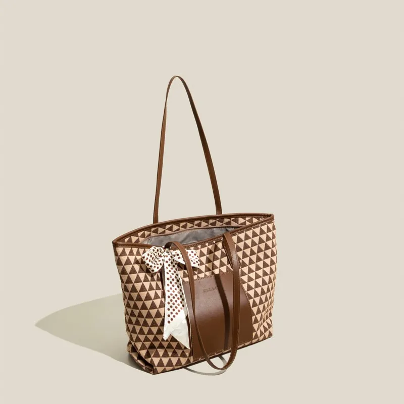 Новая сумка Elmsk для поездок, вместительная сумка-тоут, модель 2022 года, Весенняя модная сумка на одно плечо, текстурная женская сумка под подм...
Новая сумка Elmsk для поездок, вместительная сумка-тоут, модель 2022 года, Весенняя модная сумка на одно плечо, текстурная женская сумка под подм...