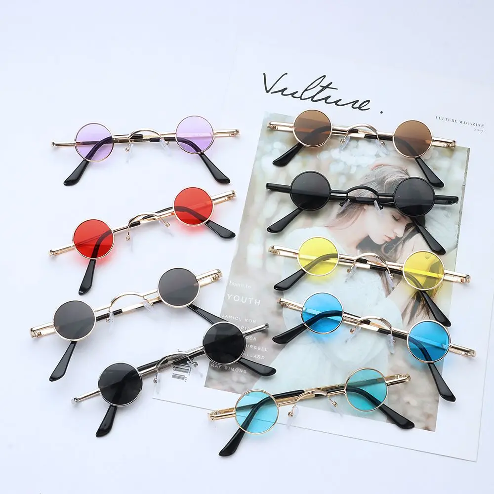 Vintage Rock Punk Man Sunglasses Classic Small Round Sunglasses Women Wide Bridge Metal Frame Black lens Driving Eyewear
Vintage Rock Punk Man Sunglasses Classic Small Round Sunglasses Women Wide Bridge Metal Frame Black lens Driving Eyewear