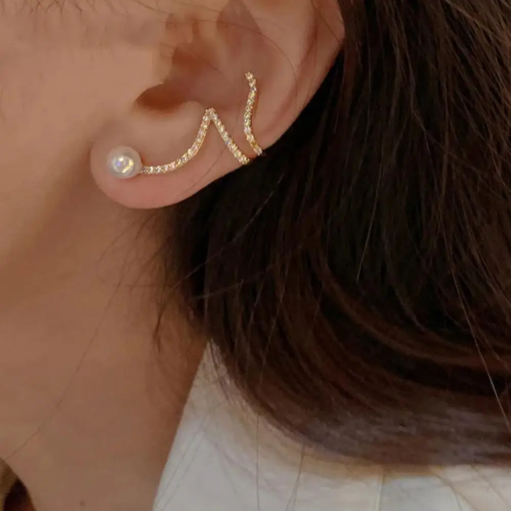 Stylish Earrings Exquisite Lightweight Sparkling Faux Pearl Earrings Faux Pearl Earrings Eardrop 1 Pair
Stylish Earrings Exquisite Lightweight Sparkling Faux Pearl Earrings Faux Pearl Earrings Eardrop 1 Pair