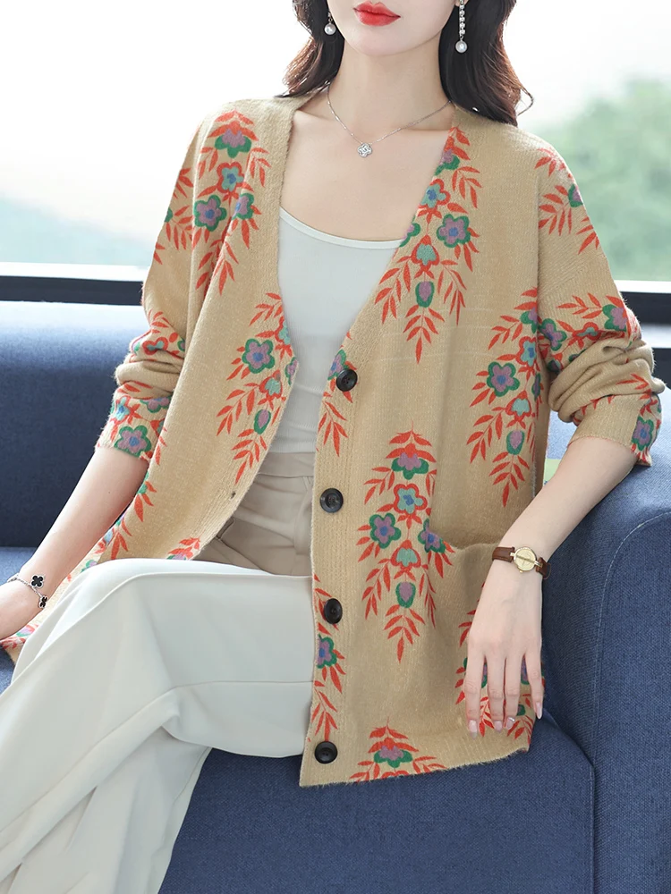 Print Female Cardigan Autumn Knitted Sweaters Korean Fashion Long Sleeve Tops V Neck Mink Hair Loose Cardigans Women
Print Female Cardigan Autumn Knitted Sweaters Korean Fashion Long Sleeve Tops V Neck Mink Hair Loose Cardigans Women