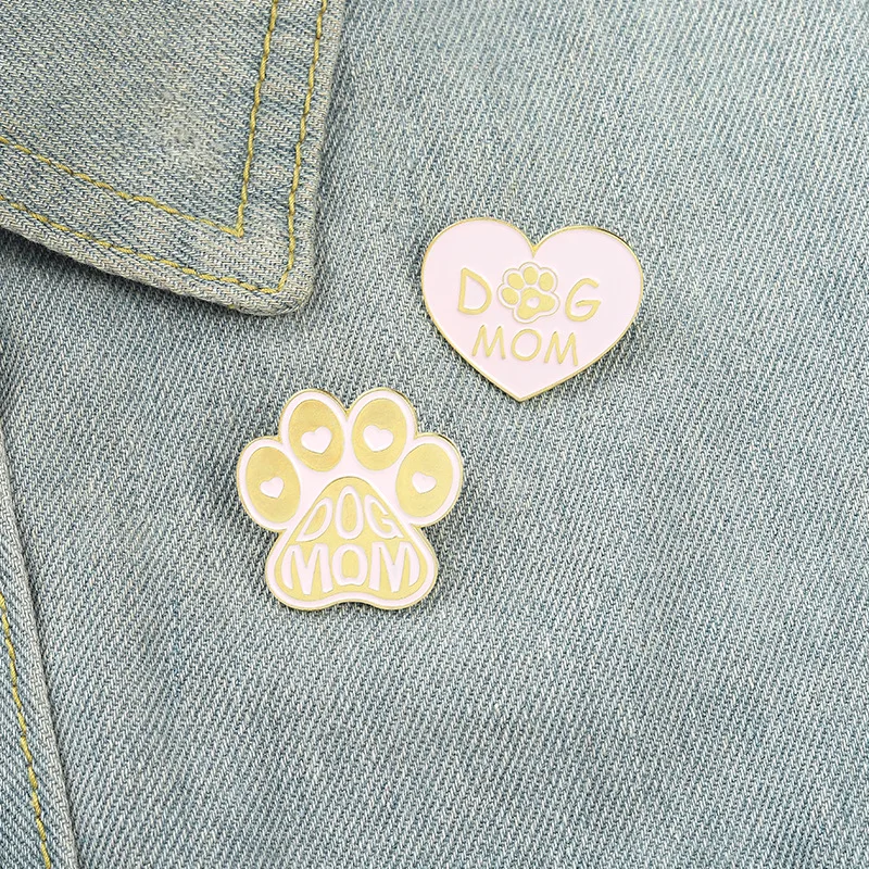 Simplicity Christmas Cartoon Women's Brooch Love Lapel Pins Badges Enamel Pin Friends New Year Gift Jewelry Fashion Accessories
Simplicity Christmas Cartoon Women's Brooch Love Lapel Pins Badges Enamel Pin Friends New Year Gift Jewelry Fashion Accessories