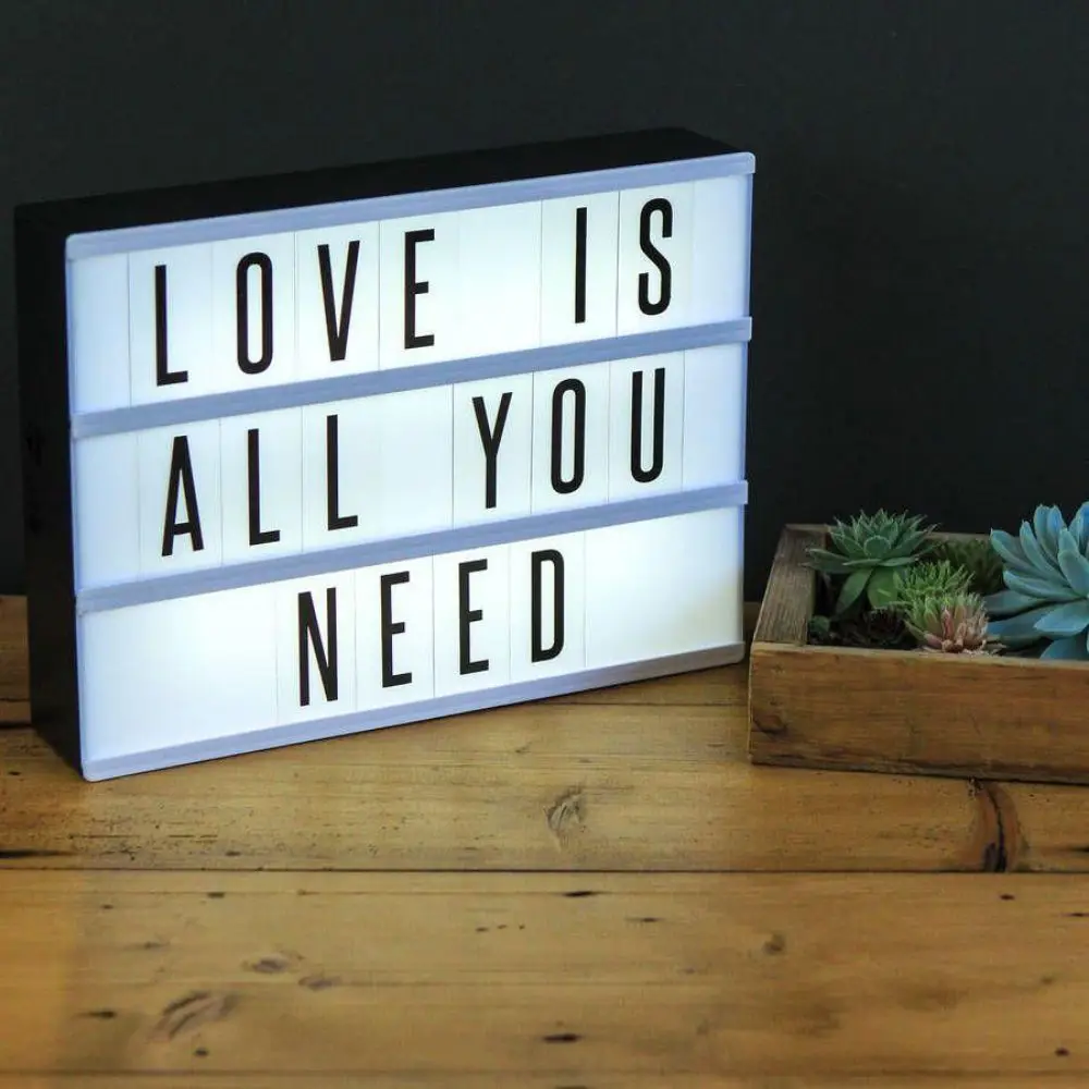 Cinematic Letters Illuminated Message Giving Light Box Led Billboard 
Cinematic Letters Illuminated Message Giving Light Box Led Billboard