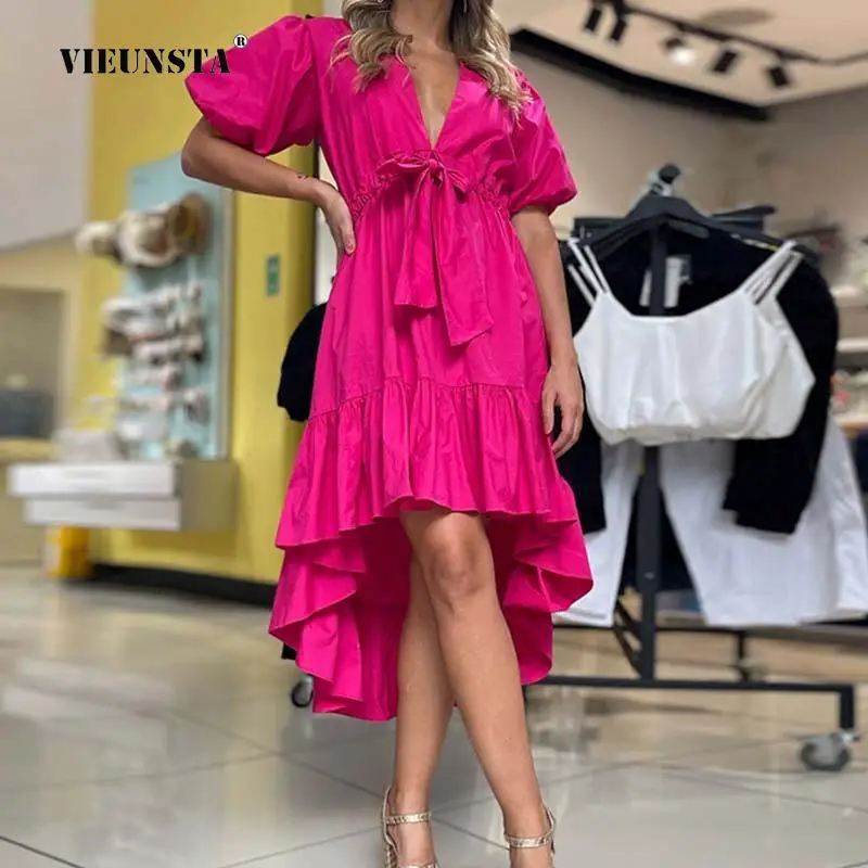 Женское свободное пикантное платье средней длины, летнее платье с коротким рукавом и V-образным вырезом, платье-трапеция с завязкой и бантом
Женское свободное пикантное платье средней длины, летнее платье с коротким рукавом и V-образным вырезом, платье-трапеция с завязкой и бантом