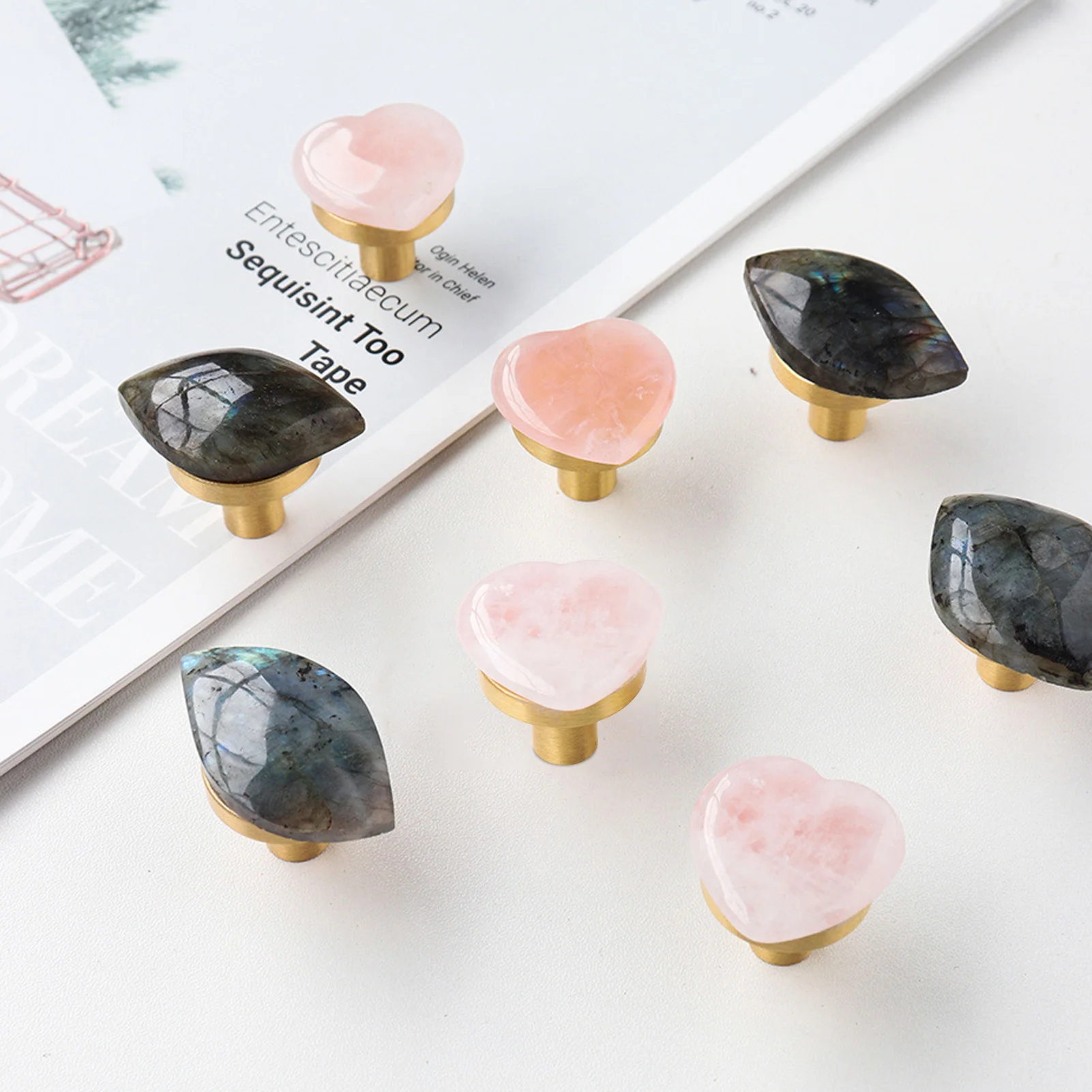 Heart Rose Quartz Cabinet Knobs Natural Labradorite Drawer Knobs Healing Crystal Furniture Knobs for Dresser Pulls Door Drawers
Heart Rose Quartz Cabinet Knobs Natural Labradorite Drawer Knobs Healing Crystal Furniture Knobs for Dresser Pulls Door Drawers