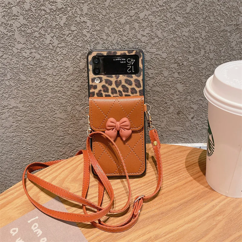 Leopard Bowknot Card Holder Bag Phone Case for Samsung Galaxy Z Flip 3 Z Flip 4 Z Fold 3 Z Fold 4 Cover for ZFlip3 ZFlip4 Case
Leopard Bowknot Card Holder Bag Phone Case for Samsung Galaxy Z Flip 3 Z Flip 4 Z Fold 3 Z Fold 4 Cover for ZFlip3 ZFlip4 Case
