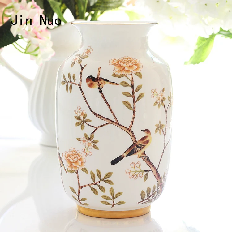 British Retro Ceramic Flower Arrangement Vase European Pastoral Style Living Room Decoration Flower Vase Ornaments Home Decore
British Retro Ceramic Flower Arrangement Vase European Pastoral Style Living Room Decoration Flower Vase Ornaments Home Decore